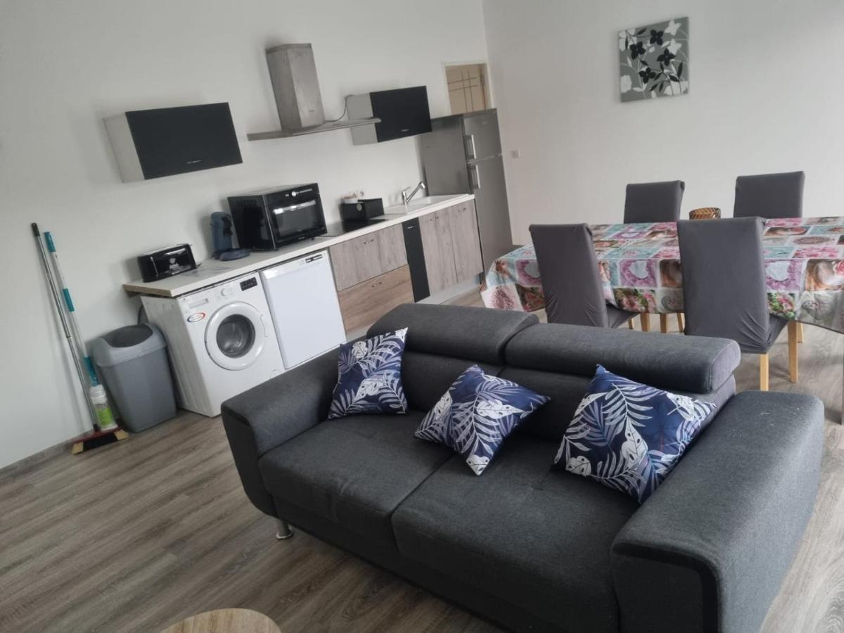 Appartement Sejour , Cure Cransac Au 1Er Etage 2 Nuits Minimum Екстер'єр фото